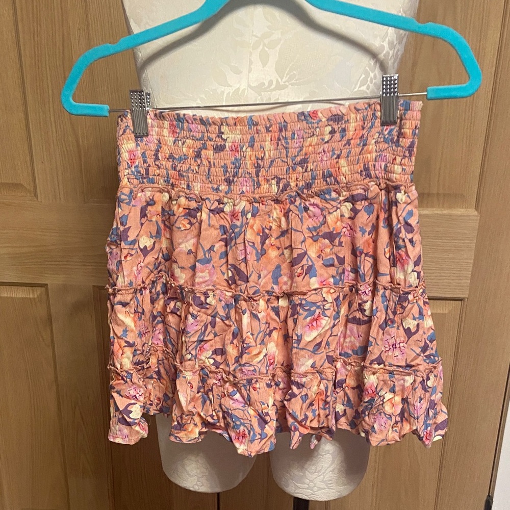Pink Lily Floral Ruffle Mini Skirt